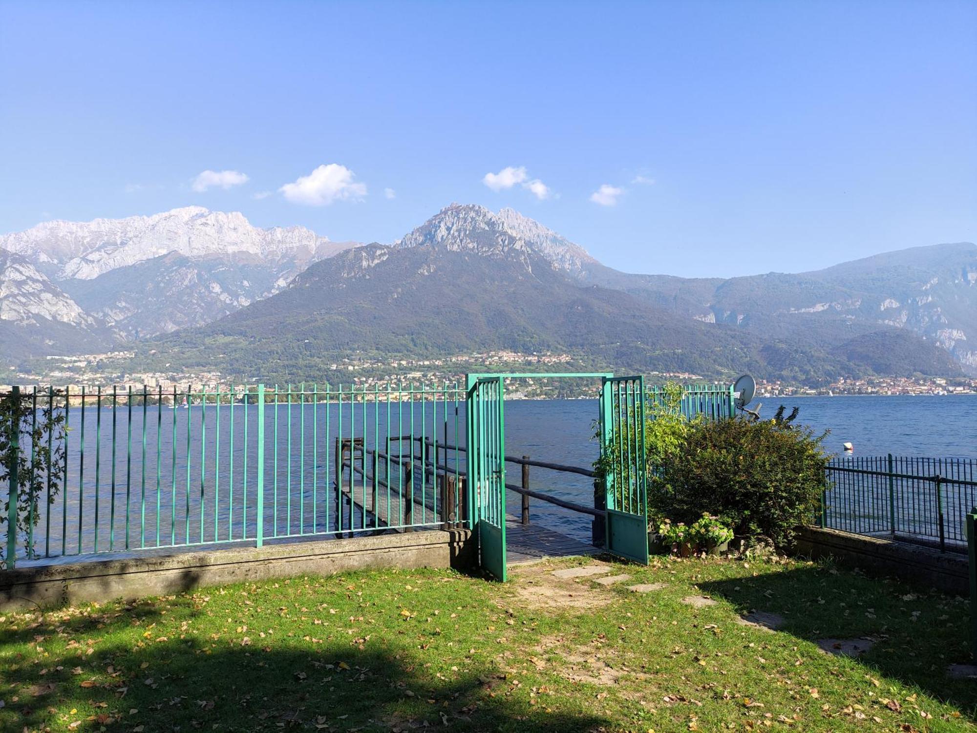 Como Lakeside Cottage - Lakefront Private Garden With Private Access To The Lake Onno Bagian luar foto