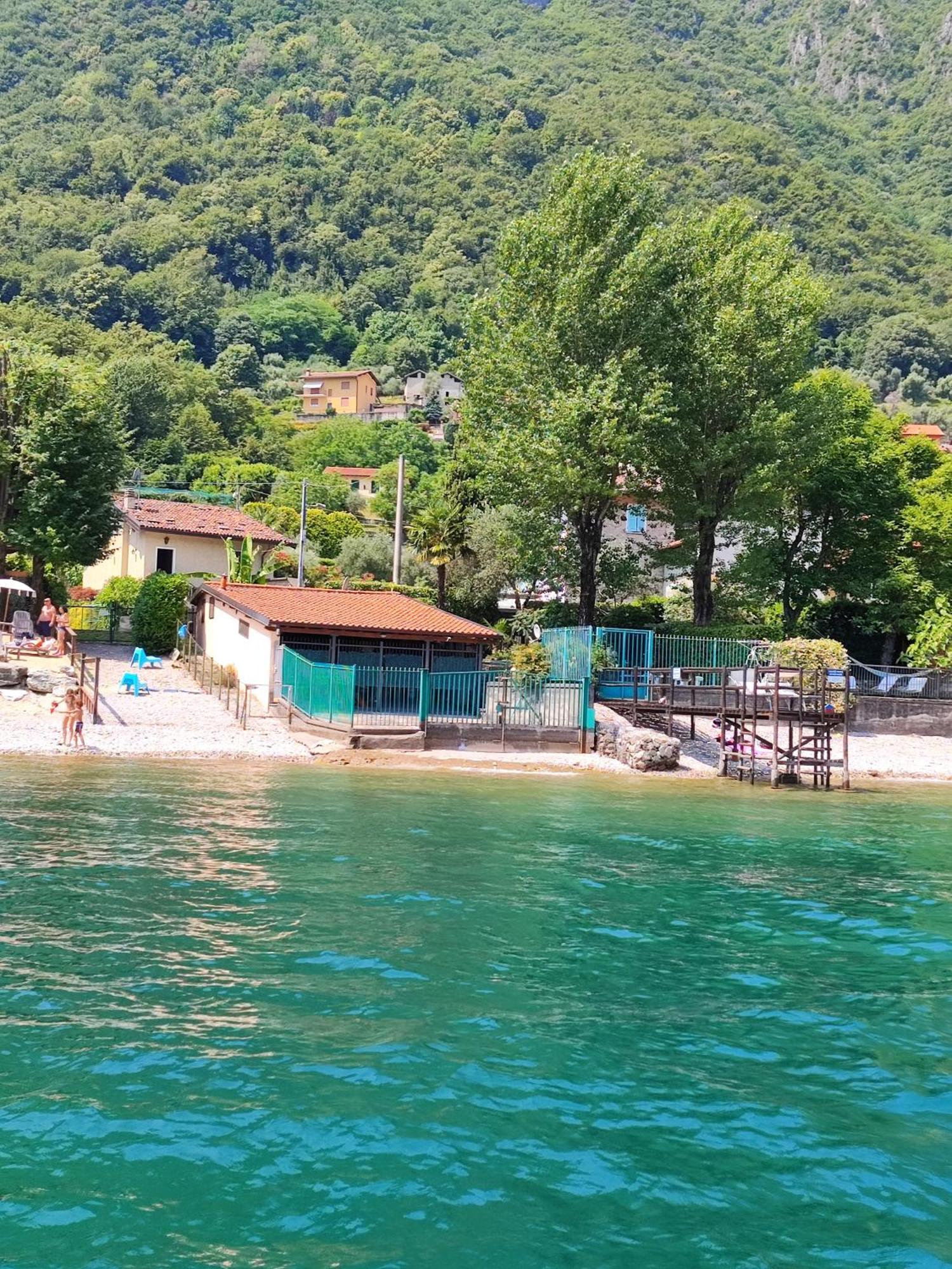 Como Lakeside Cottage - Lakefront Private Garden With Private Access To The Lake Onno Bagian luar foto